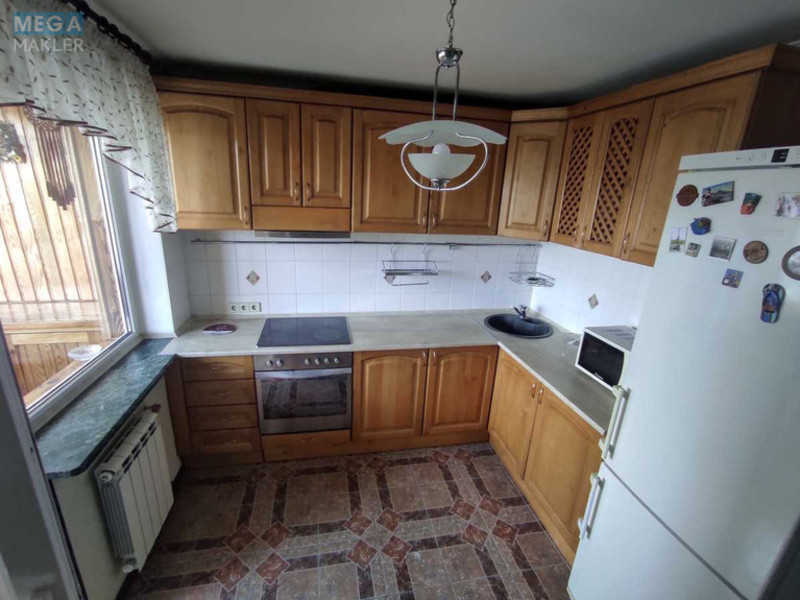 Оренда 3 кімнатної квартири, <a class="location-link" href="/kiev/" title="Недвижимость Київ">Київ</a>, <a class="location-link" href="/kiev/podolskij/" title="Недвижимость Подільський район">Подільський р-н</a>, Свободи просп., 30А (изображение 12)
