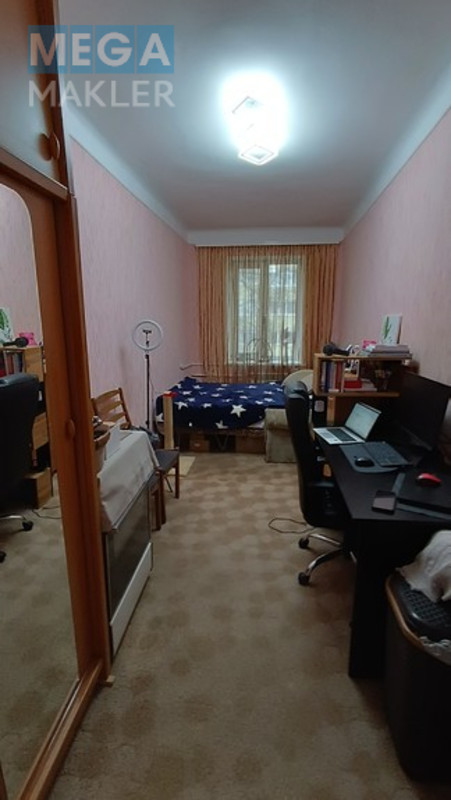 Продаж 2 кімнатної квартири (46/29/6,5), 4 пов. 4 пов. будинку, <a class="location-link" href="/kiev/" title="Недвижимость Київ">Київ</a>, <a class="location-link" href="/kiev/goloseevskij/" title="Недвижимость Голосіївський район">Голосіївський р-н</a>, провулок Коломийський 18/1 ( <img src="https://megamakler.com.ua/metro/0000ff.gif" alt="" class="metro" /> м. Васильковская, 3хв пішки ) (изображение 7)