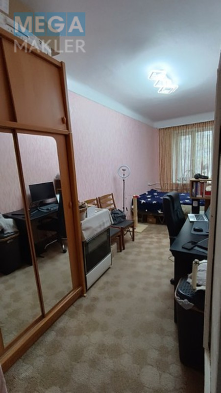 Продаж 2 кімнатної квартири (46/29/6,5), 4 пов. 4 пов. будинку, <a class="location-link" href="/kiev/" title="Недвижимость Київ">Київ</a>, <a class="location-link" href="/kiev/goloseevskij/" title="Недвижимость Голосіївський район">Голосіївський р-н</a>, провулок Коломийський 18/1 ( <img src="https://megamakler.com.ua/metro/0000ff.gif" alt="" class="metro" /> м. Васильковская, 3хв пішки ) (изображение 8)