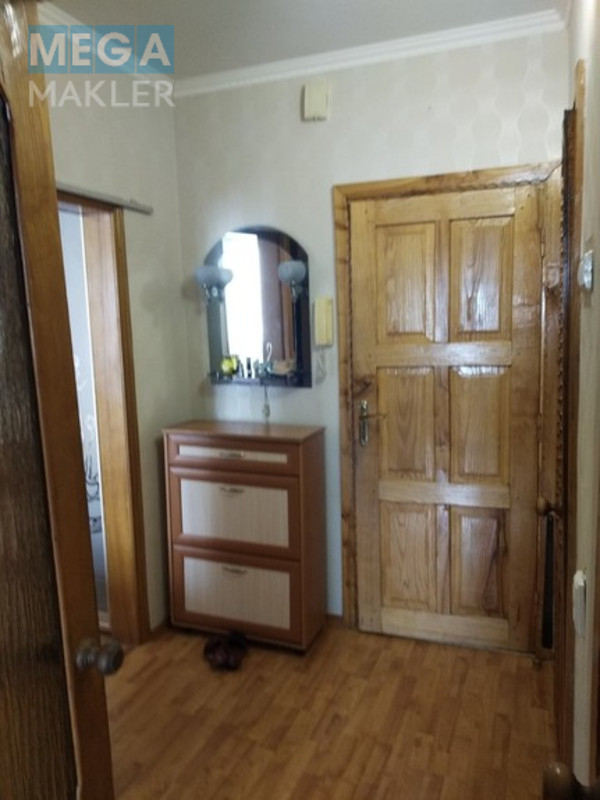 Оренда 1 кімнатної квартири, стандарт, <a class="location-link" href="/kiev/" title="Недвижимость Київ">Київ</a>, <a class="location-link" href="/kiev/darnickij/" title="Недвижимость Дарницький район">Дарницький р-н</a>, Кошиця Олександра ( <img src="https://megamakler.com.ua/metro/00ff00.gif" alt="" class="metro" /> м. Харьковская, 7хв. пішки ) (изображение 4)