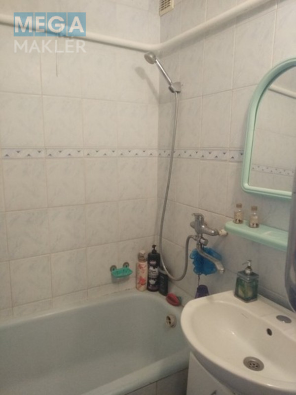 Оренда 1 кімнатної квартири, стандарт, <a class="location-link" href="/kiev/" title="Недвижимость Київ">Київ</a>, <a class="location-link" href="/kiev/darnickij/" title="Недвижимость Дарницький район">Дарницький р-н</a>, Кошиця Олександра ( <img src="https://megamakler.com.ua/metro/00ff00.gif" alt="" class="metro" /> м. Харьковская, 7хв. пішки ) (изображение 9)
