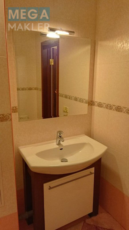 Оренда 3 кімнатної квартири, люкс, <a class="location-link" href="/kiev/" title="Недвижимость Київ">Київ</a>, <a class="location-link" href="/kiev/solomenskij/" title="Недвижимость Солом'янський район">Солом'янський р-н</a>, Кадетський гай 6 (изображение 14)