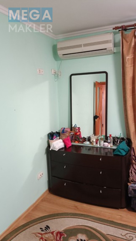 Продаж 3 кімнатної квартири (80/48/10), 10 пов. 25 пов. будинку, <a class="location-link" href="/kiev/" title="Недвижимость Київ">Київ</a>, <a class="location-link" href="/kiev/dneprovskij/" title="Недвижимость Дніпровський район">Дніпровський р-н</a>, Дарницький бульвар 10 ( <img src="https://megamakler.com.ua/metro/ff0000.gif" alt="" class="metro" /> м. Дарница, 7-10 хв пішки ) (изображение 8)