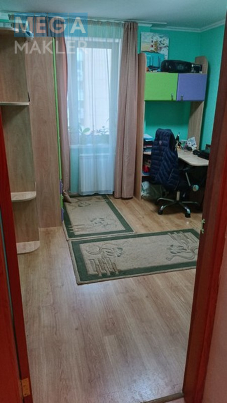 Продаж 3 кімнатної квартири (80/48/10), 10 пов. 25 пов. будинку, <a class="location-link" href="/kiev/" title="Недвижимость Київ">Київ</a>, <a class="location-link" href="/kiev/dneprovskij/" title="Недвижимость Дніпровський район">Дніпровський р-н</a>, Дарницький бульвар 10 ( <img src="https://megamakler.com.ua/metro/ff0000.gif" alt="" class="metro" /> м. Дарница, 7-10 хв пішки ) (изображение 10)