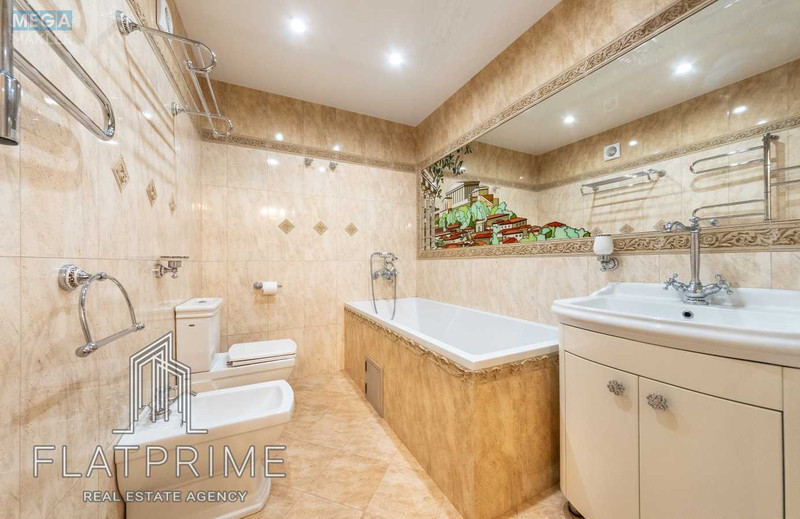 Продаж 5 кімнатної квартири (166/90/54), 10 пов. 11 пов. будинку, <a class="location-link" href="/sofievskaya-borshagovka/" title="Недвижимость Софіївська Борщагівка">Софіївська Борщагівка</a>, Боголюбова, 16 (изображение 16)