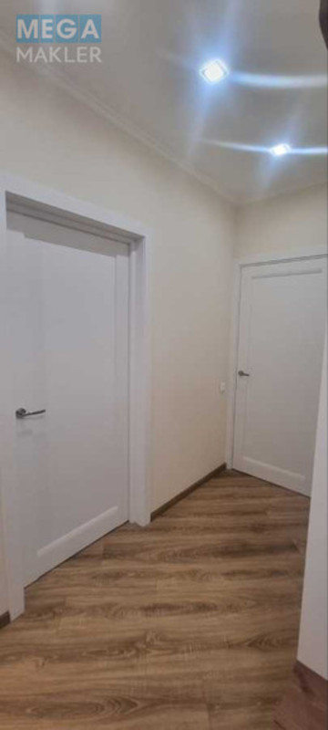 Продаж 2 кімнатної квартири (63/34/9), 19 пов. 25 пов. будинку, <a class="location-link" href="/kiev/" title="Недвижимость Київ">Київ</a>, <a class="location-link" href="/kiev/solomenskij/" title="Недвижимость Солом'янський район">Солом'янський р-н</a>, Михайла Донця вул., 2а (изображение 7)