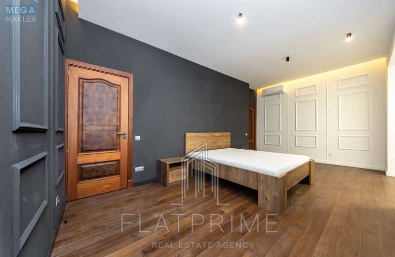 Продаж 4 кімнатної квартири (260/154/20), 6 пов. 7 пов. будинку, <a class="location-link" href="/kiev/" title="Недвижимость Київ">Київ</a>, <a class="location-link" href="/kiev/shevchenkovskij/" title="Недвижимость Шевченківський район">Шевченківський р-н</a>, Бехтеревський пров., 14 (изображение 4)