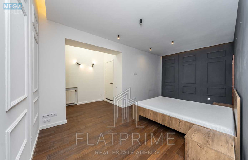 Продаж 4 кімнатної квартири (260/154/20), 6 пов. 7 пов. будинку, <a class="location-link" href="/kiev/" title="Недвижимость Київ">Київ</a>, <a class="location-link" href="/kiev/shevchenkovskij/" title="Недвижимость Шевченківський район">Шевченківський р-н</a>, Бехтеревський пров., 14 (изображение 5)
