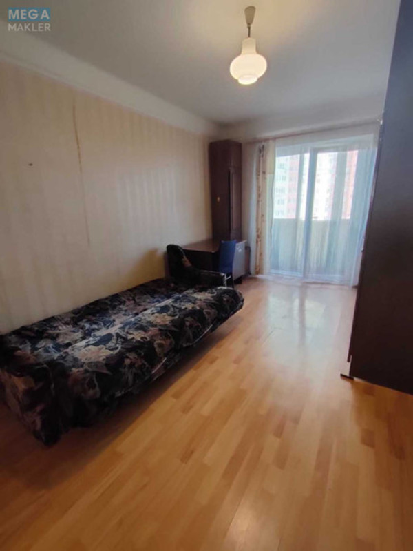 Оренда кімнати (підселення), <a class="location-link" href="/kiev/" title="Недвижимость Київ">Київ</a>, <a class="location-link" href="/kiev/dneprovskij/" title="Недвижимость Дніпровський район">Дніпровський р-н</a>, Павла Тичини просп., 9 (изображение 3)