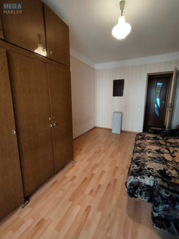 Оренда кімнати (підселення), <a class="location-link" href="/kiev/" title="Недвижимость Київ">Київ</a>, <a class="location-link" href="/kiev/dneprovskij/" title="Недвижимость Дніпровський район">Дніпровський р-н</a>, Павла Тичини просп., 9 (изображение 4)