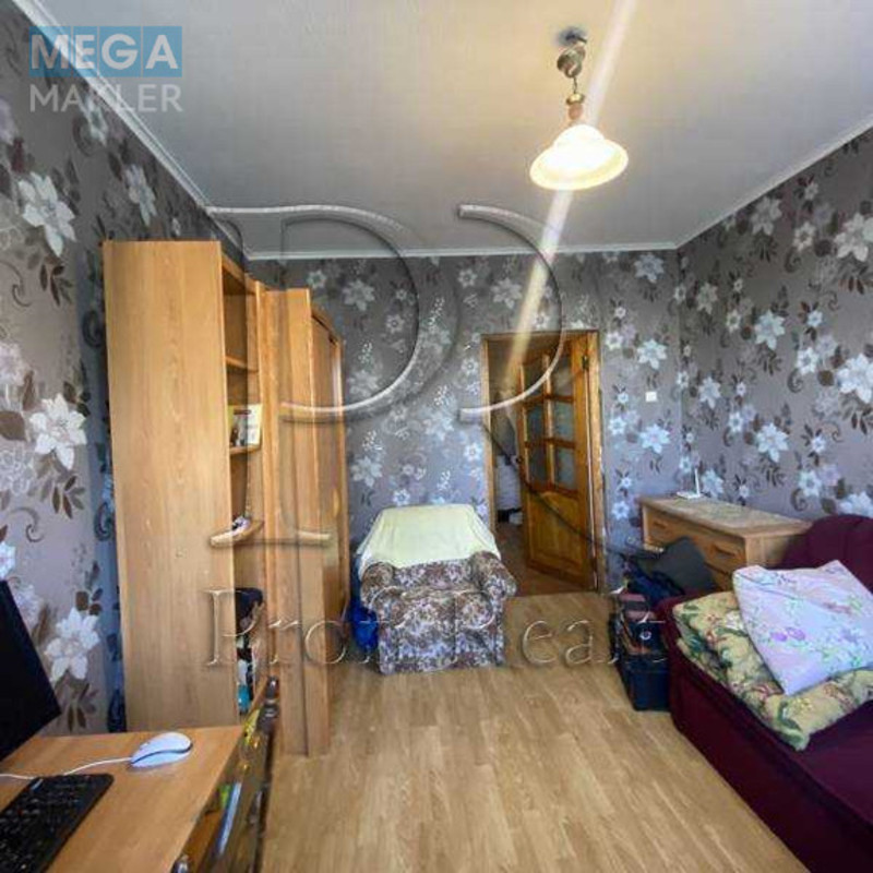 Продаж 3 кімнатної квартири (72/42/9), 7 пов. 12 пов. будинку, <a class="location-link" href="/kiev/" title="Недвижимость Київ">Київ</a>, <a class="location-link" href="/kiev/podolskij/" title="Недвижимость Подільський район">Подільський р-н</a>, Свободи проспект, 24Б (изображение 5)