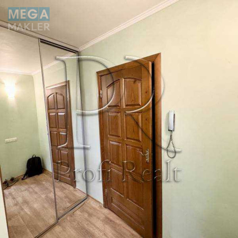 Продаж 2 кімнатної квартири (40/16/7), 1 пов. 5 пов. будинку, <a class="location-link" href="/kiev/" title="Недвижимость Київ">Київ</a>, <a class="location-link" href="/kiev/shevchenkovskij/" title="Недвижимость Шевченківський район">Шевченківський р-н</a>, Щербаківського Данила вулиця, 68А (изображение 16)