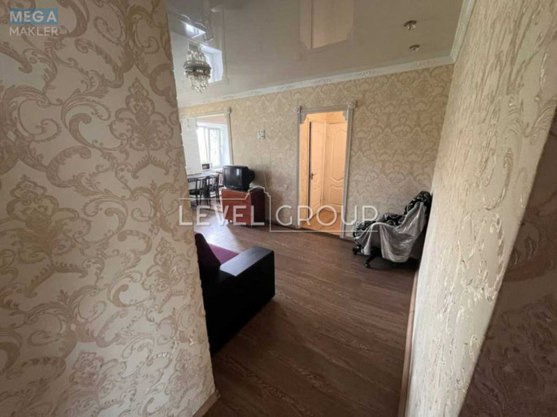 Оренда 3 кімнатної квартири, <a class="location-link" href="/kiev/" title="Недвижимость Київ">Київ</a>, <a class="location-link" href="/kiev/darnickij/" title="Недвижимость Дарницький район">Дарницький р-н</a>, Санаторна вул., 11 (изображение 3)