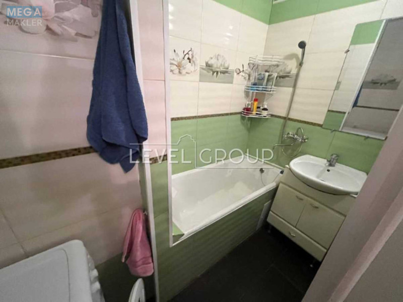 Оренда 3 кімнатної квартири, <a class="location-link" href="/kiev/" title="Недвижимость Київ">Київ</a>, <a class="location-link" href="/kiev/darnickij/" title="Недвижимость Дарницький район">Дарницький р-н</a>, Санаторна вул., 11 (изображение 17)