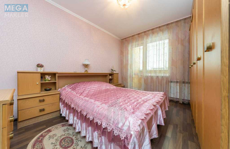 Продаж 4 кімнатної квартири (86/54,4/8,4), 12 пов. 12 пов. будинку, <a class="location-link" href="/kiev/" title="Недвижимость Київ">Київ</a>, <a class="location-link" href="/kiev/goloseevskij/" title="Недвижимость Голосіївський район">Голосіївський р-н</a>, Академіка Заболотного вул., 48 (изображение 7)