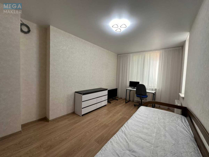 Оренда 3 кімнатної квартири, <a class="location-link" href="/kiev/" title="Недвижимость Київ">Київ</a>, <a class="location-link" href="/kiev/dneprovskij/" title="Недвижимость Дніпровський район">Дніпровський р-н</a>, Регенераторная ул., 4 (изображение 9)