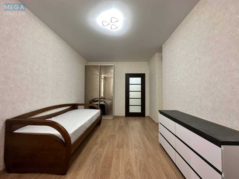 Оренда 3 кімнатної квартири, <a class="location-link" href="/kiev/" title="Недвижимость Київ">Київ</a>, <a class="location-link" href="/kiev/dneprovskij/" title="Недвижимость Дніпровський район">Дніпровський р-н</a>, Регенераторная ул., 4 (изображение 10)
