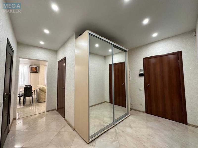 Оренда 3 кімнатної квартири, <a class="location-link" href="/kiev/" title="Недвижимость Київ">Київ</a>, <a class="location-link" href="/kiev/dneprovskij/" title="Недвижимость Дніпровський район">Дніпровський р-н</a>, Регенераторная ул., 4 (изображение 15)