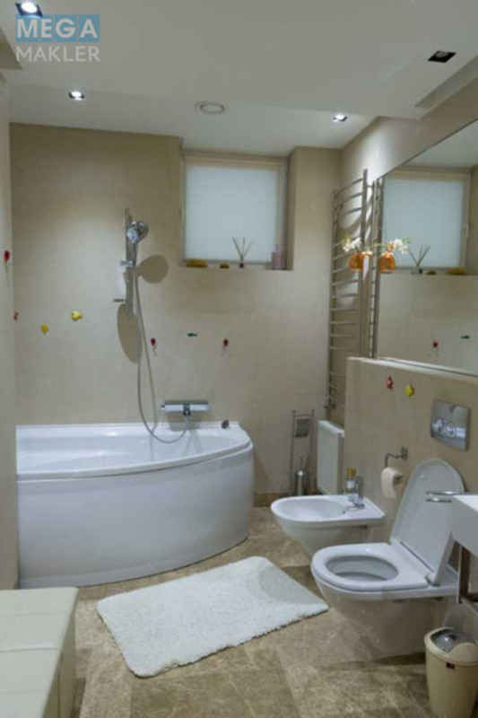 Оренда 3 кімнатної квартири, <a class="location-link" href="/kiev/" title="Недвижимость Київ">Київ</a>, <a class="location-link" href="/kiev/pecherskij/" title="Недвижимость Печерський район">Печерський р-н</a>, Щорса ул., 44а (изображение 10)