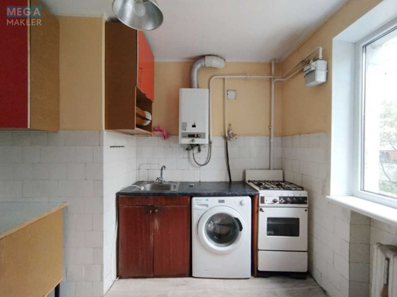 Продаж 3 кімнатної квартири (57/38/8,7), 3 пов. 5 пов. будинку, <a class="location-link" href="/kiev/" title="Недвижимость Київ">Київ</a>, <a class="location-link" href="/kiev/pecherskij/" title="Недвижимость Печерський район">Печерський р-н</a>, Тимірязєвська вул., 4 (изображение 7)