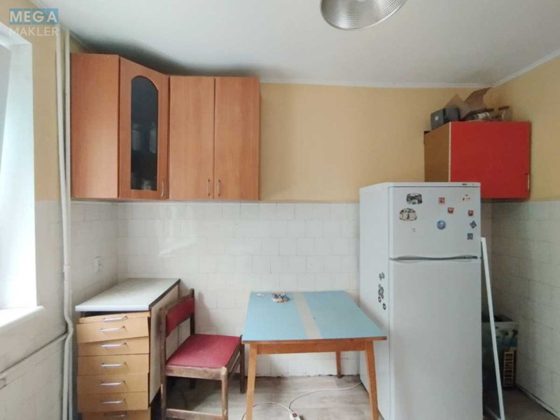 Продаж 3 кімнатної квартири (57/38/8,7), 3 пов. 5 пов. будинку, <a class="location-link" href="/kiev/" title="Недвижимость Київ">Київ</a>, <a class="location-link" href="/kiev/pecherskij/" title="Недвижимость Печерський район">Печерський р-н</a>, Тимірязєвська вул., 4 (изображение 8)