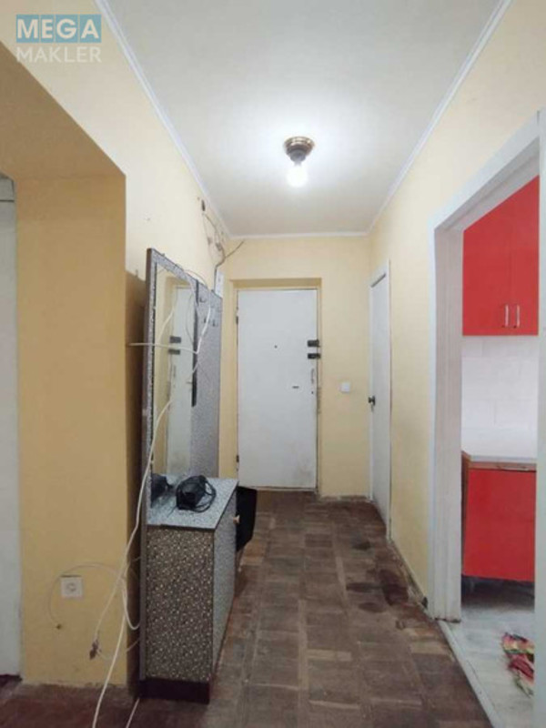Продаж 3 кімнатної квартири (57/38/8,7), 3 пов. 5 пов. будинку, <a class="location-link" href="/kiev/" title="Недвижимость Київ">Київ</a>, <a class="location-link" href="/kiev/pecherskij/" title="Недвижимость Печерський район">Печерський р-н</a>, Тимірязєвська вул., 4 (изображение 11)