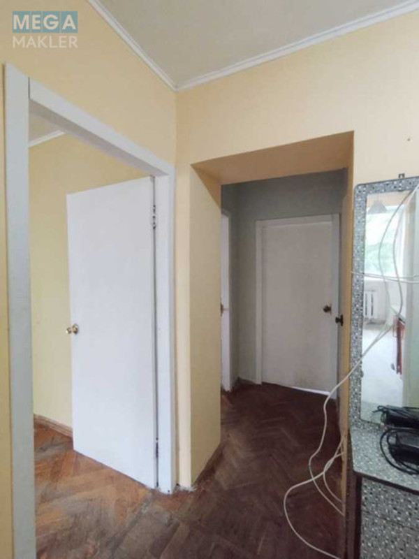 Продаж 3 кімнатної квартири (57/38/8,7), 3 пов. 5 пов. будинку, <a class="location-link" href="/kiev/" title="Недвижимость Київ">Київ</a>, <a class="location-link" href="/kiev/pecherskij/" title="Недвижимость Печерський район">Печерський р-н</a>, Тимірязєвська вул., 4 (изображение 12)