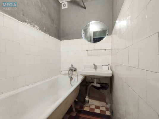 Продаж 3 кімнатної квартири (57/38/8,7), 3 пов. 5 пов. будинку, <a class="location-link" href="/kiev/" title="Недвижимость Київ">Київ</a>, <a class="location-link" href="/kiev/pecherskij/" title="Недвижимость Печерський район">Печерський р-н</a>, Тимірязєвська вул., 4 (изображение 14)