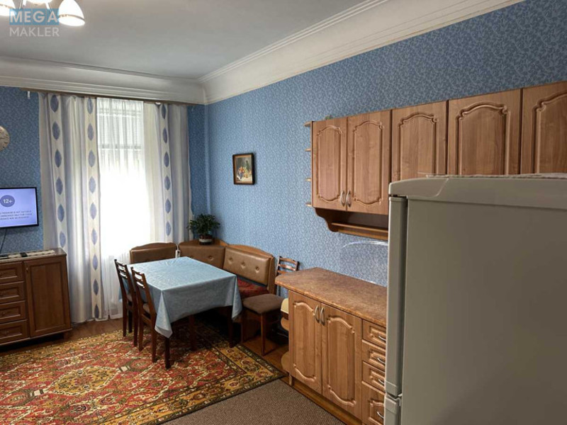 Продаж 2 кімнатної квартири (58/39/13), 3 пов. 4 пов. будинку, <a class="location-link" href="/kiev/" title="Недвижимость Київ">Київ</a>, <a class="location-link" href="/kiev/shevchenkovskij/" title="Недвижимость Шевченківський район">Шевченківський р-н</a>, Кирпоноса вул., 12 (изображение 8)