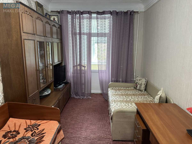 Продаж 2 кімнатної квартири (58/39/13), 3 пов. 4 пов. будинку, <a class="location-link" href="/kiev/" title="Недвижимость Київ">Київ</a>, <a class="location-link" href="/kiev/shevchenkovskij/" title="Недвижимость Шевченківський район">Шевченківський р-н</a>, Кирпоноса вул., 12 (изображение 9)