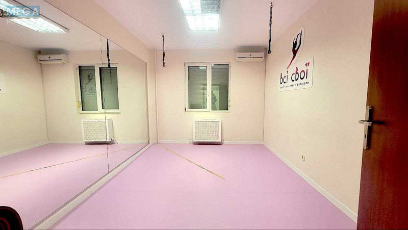 Оренда комерційної нерухомості, 142 кв.м, <a class="location-link" href="/kiev/" title="Недвижимость Київ">Київ</a>, <a class="location-link" href="/kiev/goloseevskij/" title="Недвижимость Голосіївський район">Голосіївський р-н</a>, Науки просп., 54б (изображение 3)