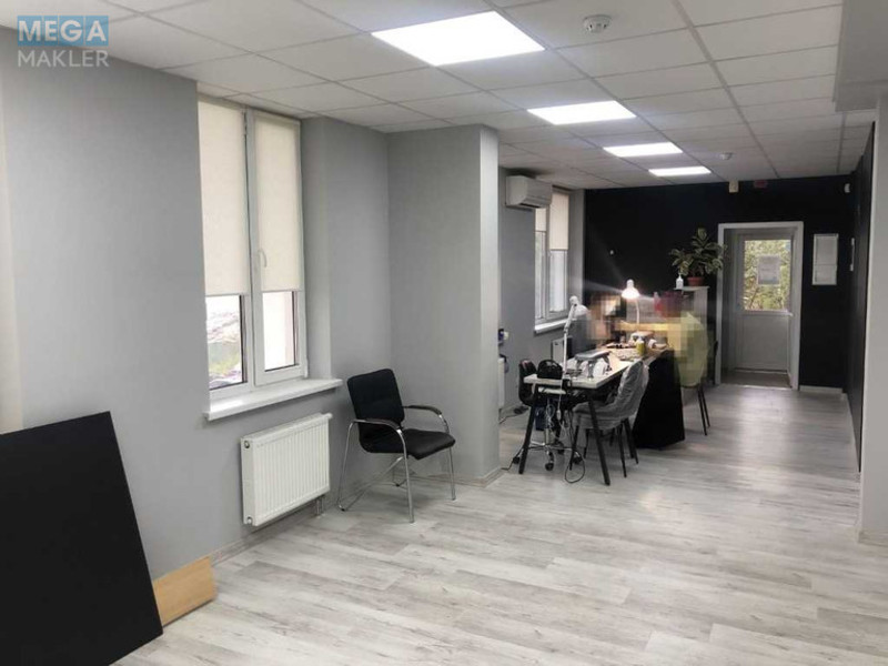 Оренда комерційної нерухомості, 52 кв.м, под офис, <a class="location-link" href="/kiev/" title="Недвижимость Київ">Київ</a>, <a class="location-link" href="/kiev/darnickij/" title="Недвижимость Дарницький район">Дарницький р-н</a>, Харківське шосе, 188 (изображение 4)