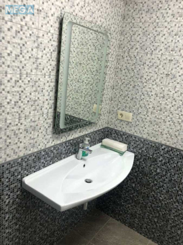 Оренда комерційної нерухомості, 52 кв.м, под офис, <a class="location-link" href="/kiev/" title="Недвижимость Київ">Київ</a>, <a class="location-link" href="/kiev/darnickij/" title="Недвижимость Дарницький район">Дарницький р-н</a>, Харківське шосе, 188 (изображение 9)
