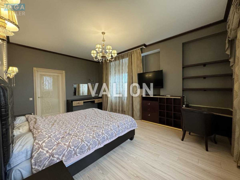 Продаж 3 кімнатної квартири (131/76/16,7), 9 пов. 27 пов. будинку, <a class="location-link" href="/kiev/" title="Недвижимость Київ">Київ</a>, <a class="location-link" href="/kiev/solomenskij/" title="Недвижимость Солом'янський район">Солом'янський р-н</a>, Солом`янська вул., 15а (изображение 3)
