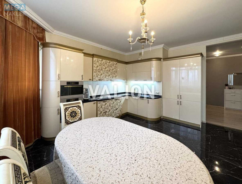 Продаж 3 кімнатної квартири (131/76/16,7), 9 пов. 27 пов. будинку, <a class="location-link" href="/kiev/" title="Недвижимость Київ">Київ</a>, <a class="location-link" href="/kiev/solomenskij/" title="Недвижимость Солом'янський район">Солом'янський р-н</a>, Солом`янська вул., 15а (изображение 5)