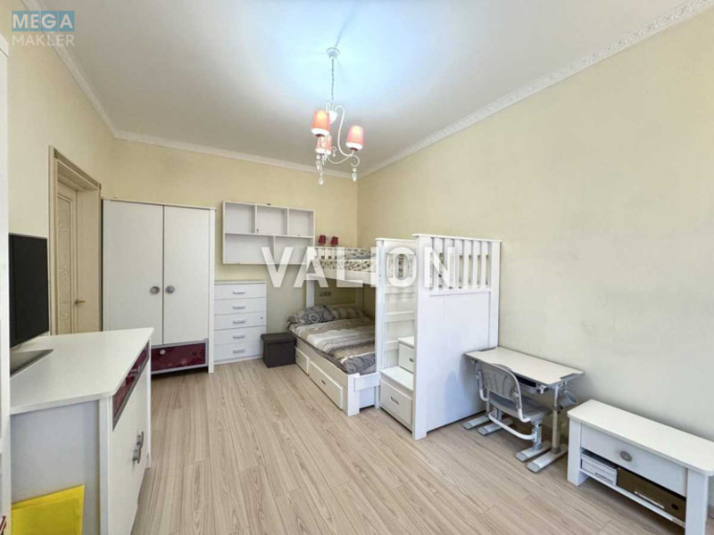 Продаж 3 кімнатної квартири (131/76/16,7), 9 пов. 27 пов. будинку, <a class="location-link" href="/kiev/" title="Недвижимость Київ">Київ</a>, <a class="location-link" href="/kiev/solomenskij/" title="Недвижимость Солом'янський район">Солом'янський р-н</a>, Солом`янська вул., 15а (изображение 9)