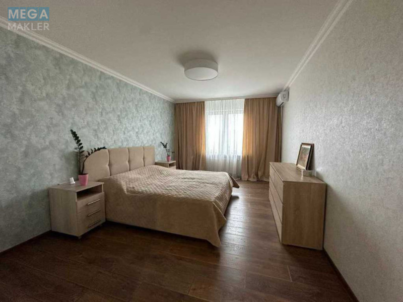 Оренда 3 кімнатної квартири, <a class="location-link" href="/kiev/" title="Недвижимость Київ">Київ</a>, <a class="location-link" href="/kiev/goloseevskij/" title="Недвижимость Голосіївський район">Голосіївський р-н</a>, Ясинуватський пров., 11 (изображение 3)