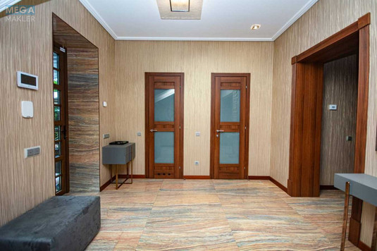Продаж дома, 2&nbsp;поверху, 257&nbsp;кв.м, 5&nbsp;кімнат, ділянка 12&nbsp;соток, <a class="location-link" href="/kryukovshina/" title="Недвижимость Крюківщина">Крюківщина</a>, Затишна, 7 (изображение 4)