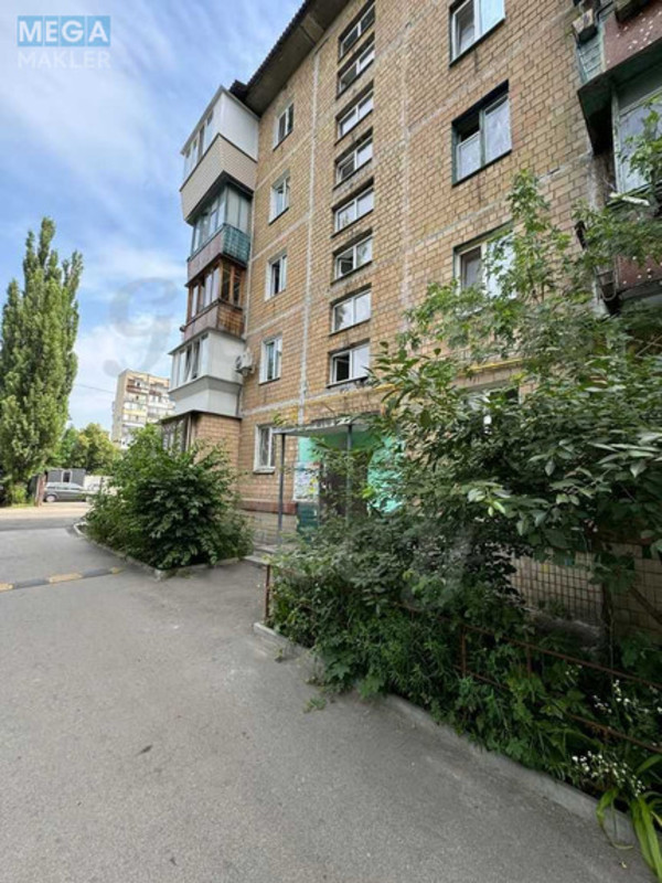 Продаж 3 кімнатної квартири (62/?/10), 3 пов. 5 пов. будинку, <a class="location-link" href="/kiev/" title="Недвижимость Київ">Київ</a>, <a class="location-link" href="/kiev/dneprovskij/" title="Недвижимость Дніпровський район">Дніпровський р-н</a>, Запорожця вул., 11б (изображение 2)