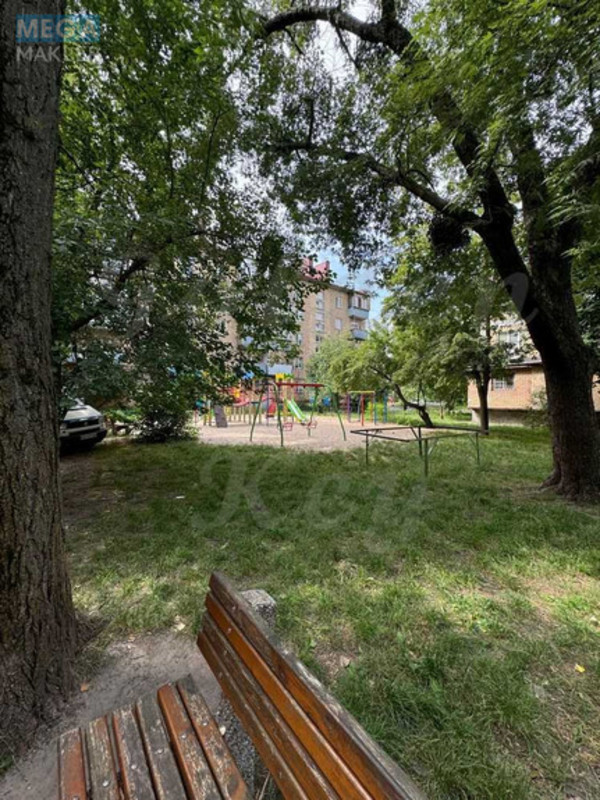 Продаж 3 кімнатної квартири (62/?/10), 3 пов. 5 пов. будинку, <a class="location-link" href="/kiev/" title="Недвижимость Київ">Київ</a>, <a class="location-link" href="/kiev/dneprovskij/" title="Недвижимость Дніпровський район">Дніпровський р-н</a>, Запорожця вул., 11б (изображение 18)