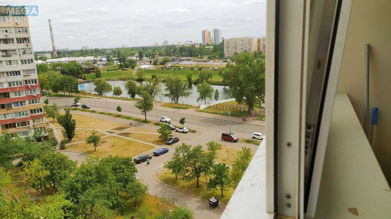 Продаж 2 кімнатної квартири (55/30/8), 9 пов. 12 пов. будинку, <a class="location-link" href="/kiev/" title="Недвижимость Київ">Київ</a>, <a class="location-link" href="/kiev/desnyanskij/" title="Недвижимость Деснянський район">Деснянський р-н</a>, Миколи Закревського вул., 17 (изображение 2)