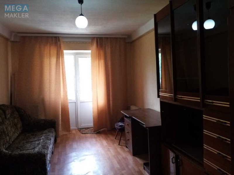 Оренда 3 кімнатної квартири, <a class="location-link" href="/kiev/" title="Недвижимость Київ">Київ</a>, <a class="location-link" href="/kiev/svyatoshinskij/" title="Недвижимость Святошинський район">Святошинський р-н</a>, Ромена Роллана бульв. (изображение 2)