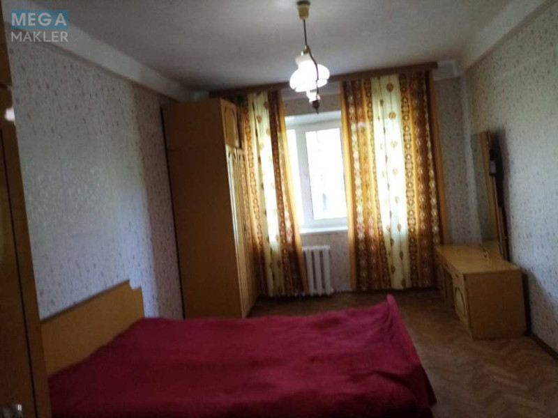 Оренда 3 кімнатної квартири, <a class="location-link" href="/kiev/" title="Недвижимость Київ">Київ</a>, <a class="location-link" href="/kiev/svyatoshinskij/" title="Недвижимость Святошинський район">Святошинський р-н</a>, Ромена Роллана бульв. (изображение 3)