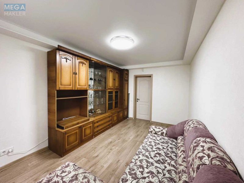 Оренда 2 кімнатної квартири, <a class="location-link" href="/kiev/" title="Недвижимость Київ">Київ</a>, <a class="location-link" href="/kiev/dneprovskij/" title="Недвижимость Дніпровський район">Дніпровський р-н</a>, Курнатовського вул., 19 (изображение 7)