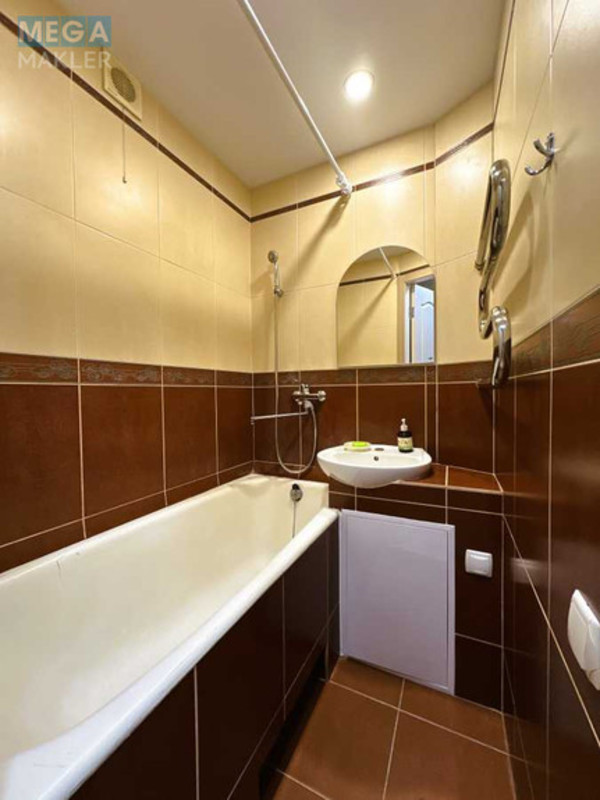 Оренда 2 кімнатної квартири, <a class="location-link" href="/kiev/" title="Недвижимость Київ">Київ</a>, <a class="location-link" href="/kiev/dneprovskij/" title="Недвижимость Дніпровський район">Дніпровський р-н</a>, Курнатовського вул., 19 (изображение 12)