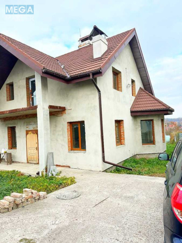 Продаж дома, 2 поверху, 207 кв.м, 5 кімнат, ділянка 13 соток, <a class="location-link" href="/hotov/" title="Недвижимость Хотів">Хотів</a>, Площа Ленінградська, 4 (изображение 2)