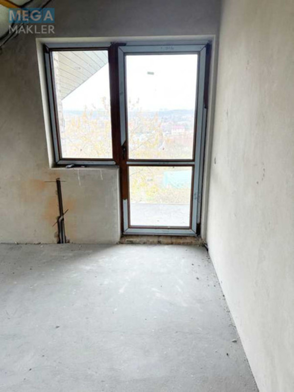 Продаж дома, 2 поверху, 207 кв.м, 5 кімнат, ділянка 13 соток, <a class="location-link" href="/hotov/" title="Недвижимость Хотів">Хотів</a>, Площа Ленінградська, 4 (изображение 6)