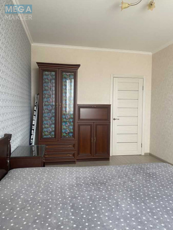 Оренда 1 кімнатної квартири, <a class="location-link" href="/kiev/" title="Недвижимость Київ">Київ</a>, <a class="location-link" href="/kiev/podolskij/" title="Недвижимость Подільський район">Подільський р-н</a>, Семьи Кристеров ул., 20 (изображение 2)