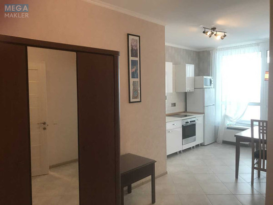 Оренда 1 кімнатної квартири, <a class="location-link" href="/kiev/" title="Недвижимость Київ">Київ</a>, <a class="location-link" href="/kiev/podolskij/" title="Недвижимость Подільський район">Подільський р-н</a>, Семьи Кристеров ул., 20 (изображение 4)