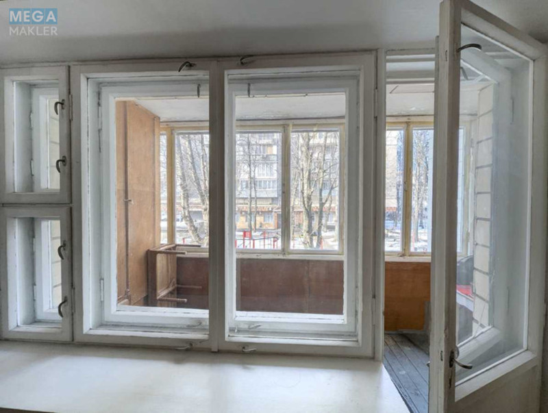 Продаж 3 кімнатної квартири (91/51/9), 2 пов. 16 пов. будинку, <a class="location-link" href="/kiev/" title="Недвижимость Київ">Київ</a>, <a class="location-link" href="/kiev/pecherskij/" title="Недвижимость Печерський район">Печерський р-н</a>, Суворова вул., 19а (изображение 19)